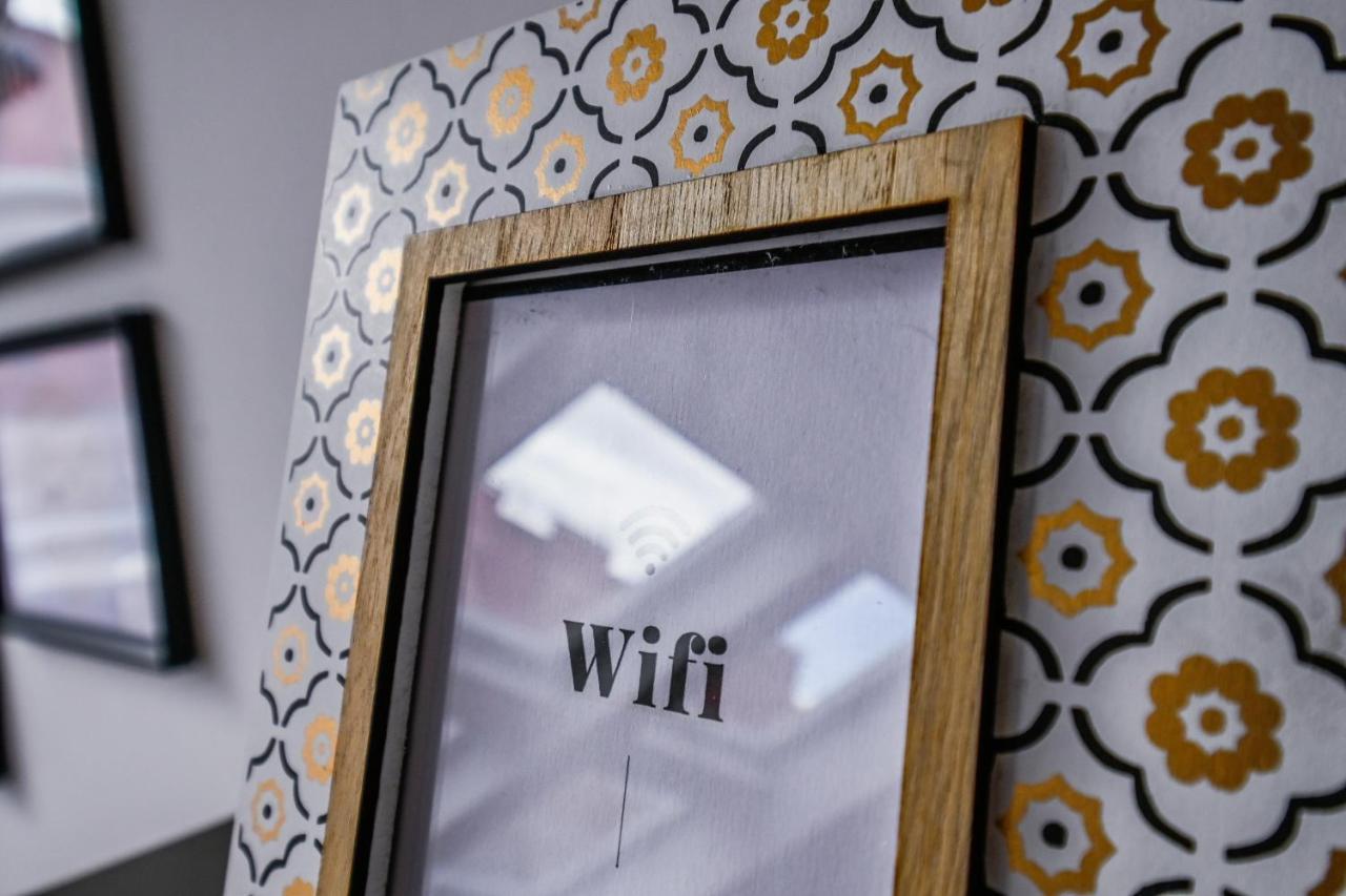 Luxury Apartment In The City Center Bratislava Buitenkant foto