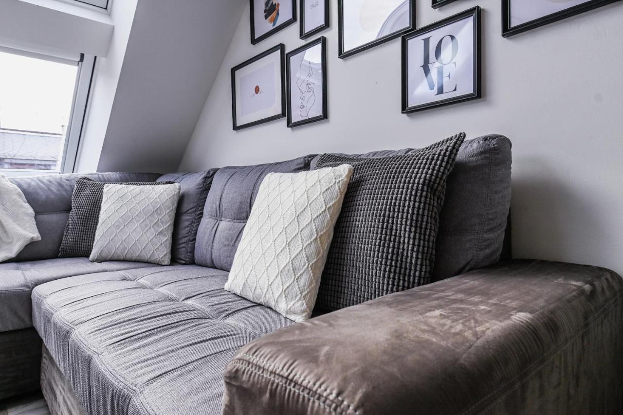 Luxury Apartment In The City Center Bratislava Buitenkant foto